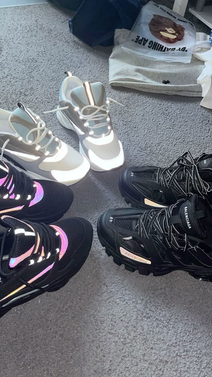 Sneakers